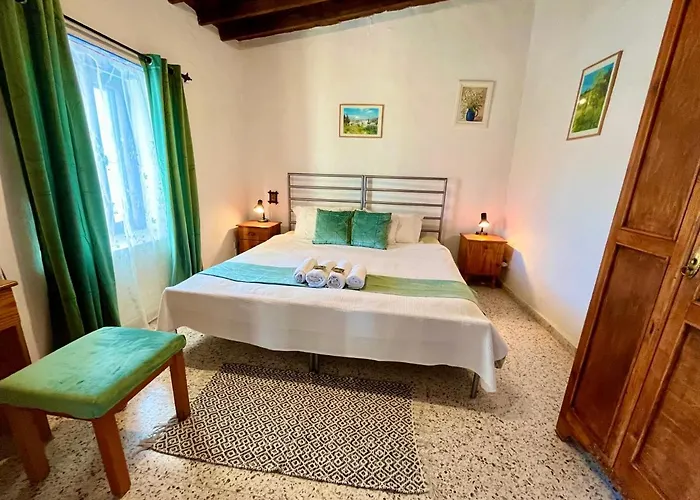 Апартаменты Othellos *